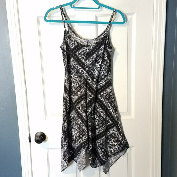 BaileyBlue Dresses & Skirts - Asymmetrical Patterned Dress